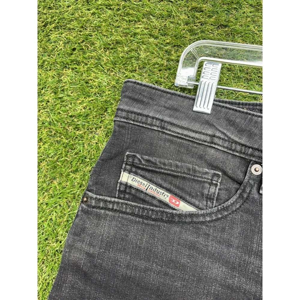 DIESEL Jeans Mens 34x32 Safado Straight Black Dark Denim Button Fly RM063 NWT